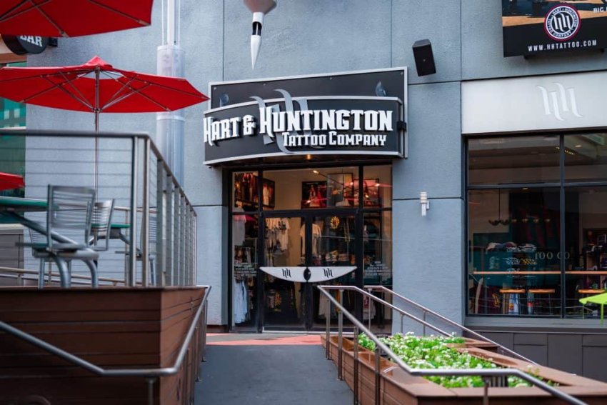Hart and huntington Universal Citywalk